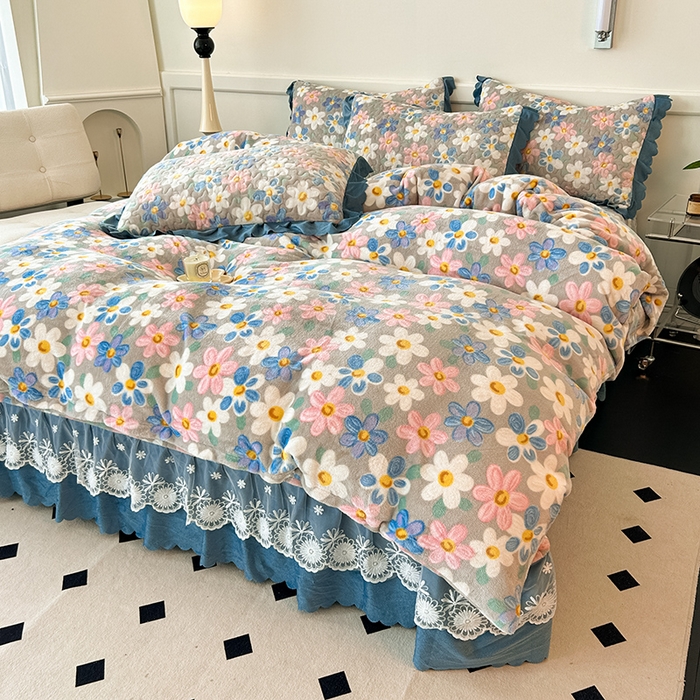 91家纺网 家纺一手货源 找家纺 （总）珍爱家纺 2025新款冬季加厚夹棉保暖牛奶绒蕾丝花边床盖床裙单件三件套双人四件套