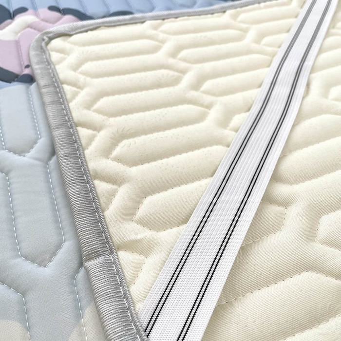 91家纺网 家纺一手货源 找家纺 米帛家纺2025新款大版三丽鸥乳胶凉席-绑带款 彩虹玉桂狗