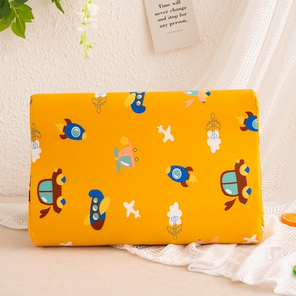 91家纺网 家纺一手货源 找家纺 （总）芯洲 2025新款记忆棉慢回弹卡通牛奶丝记忆枕头