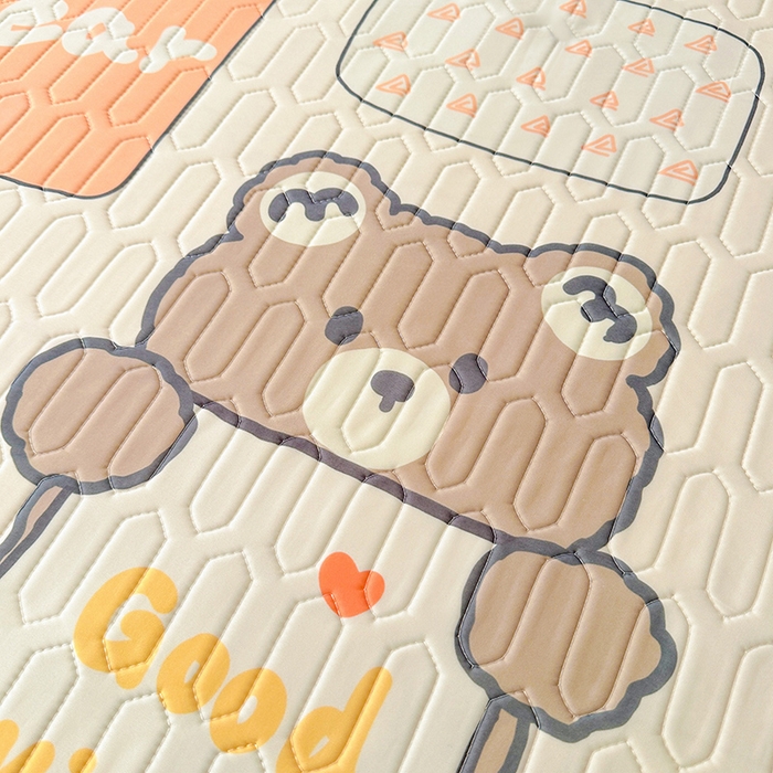 91家纺网 家纺一手货源 找家纺 悦织湾家纺 2025新款床单款乳胶席三件套印花纯色冰丝凉感夏凉席 饼干熊