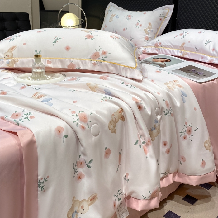 91家纺网 家纺一手货源 找家纺 绘萱2025爆款直播印花水洗天丝夏被四件套凉感水洗真丝冰丝夏凉被空调被花晨兔