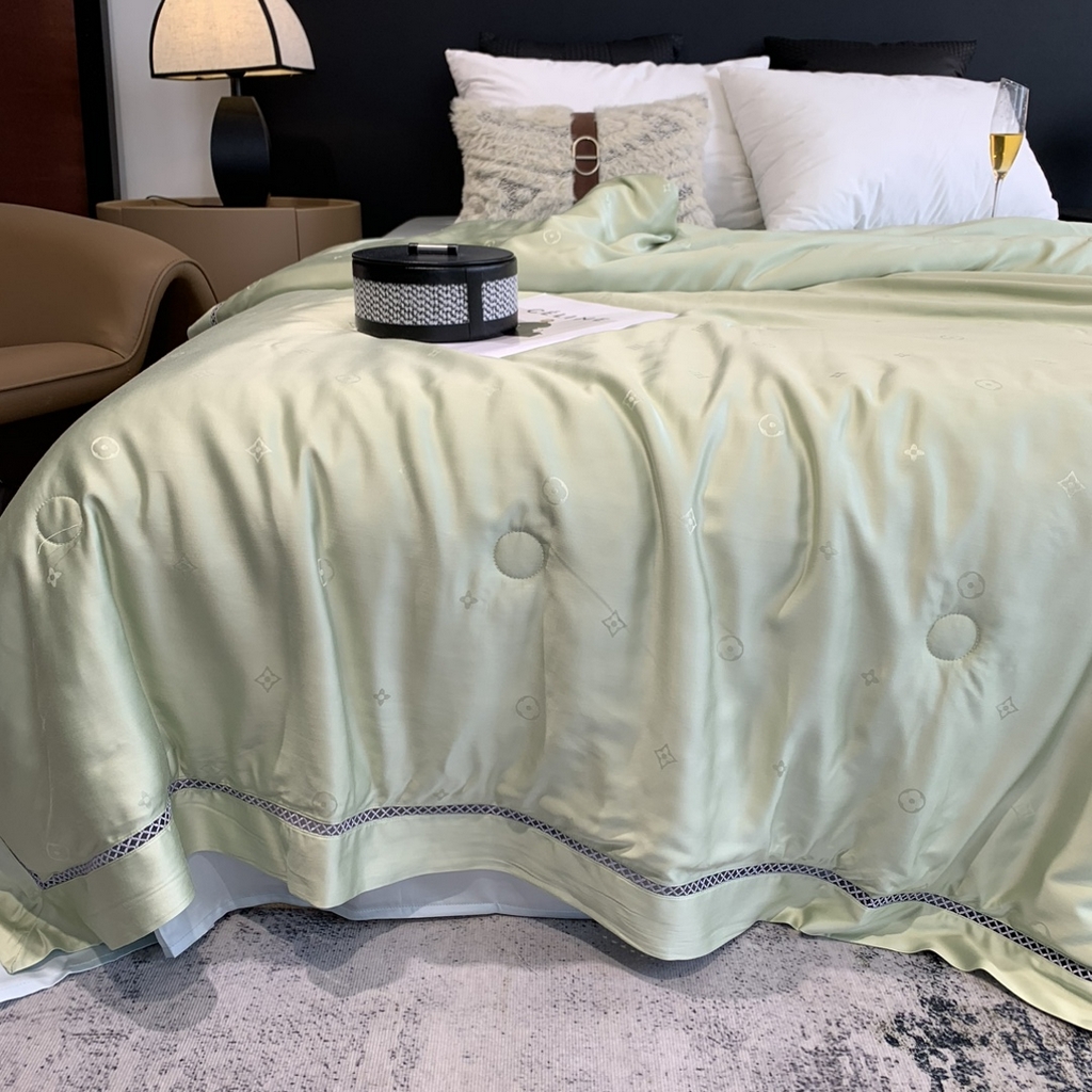 91家纺网 家纺一手货源 找家纺 奈萝家纺 2025新款60S天丝提花夏凉被空调被子被芯 抹茶绿