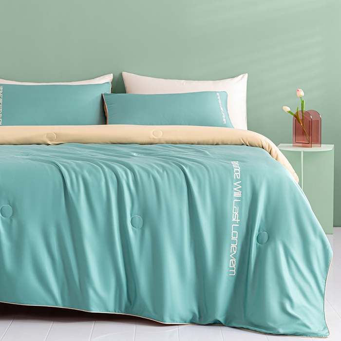 91家纺网 家纺一手货源 找家纺 子由家居 2025新款水洗真丝轻奢绣花系列夏被四件套 轻奢绣花-松绿