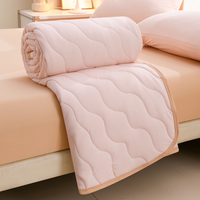 91家纺网 家纺一手货源 找家纺 圣楚 2025新款A类针织棉夏被夏凉被 卡其粉