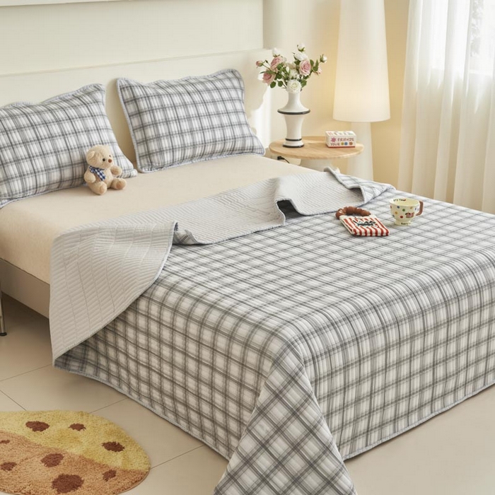 91家纺网 家纺一手货源 找家纺 子由家居 2025新款纯棉印花夹棉床盖 棉花被-灰色格