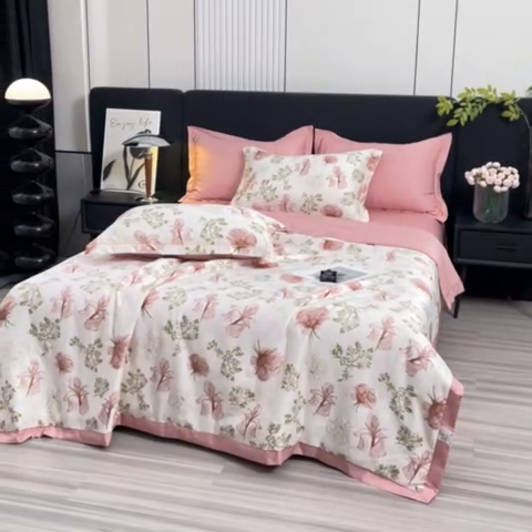 91家纺网 家纺一手货源 找家纺 绘萱2025爆款直播印花水洗天丝夏被四件套凉感水洗真丝冰丝夏凉被空调被克里丝