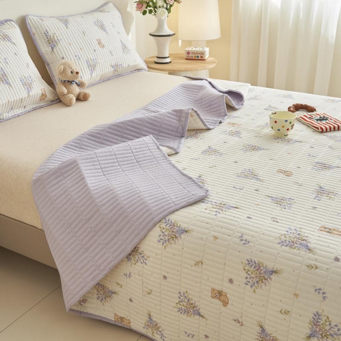 91家纺网 家纺一手货源 找家纺 子由家居 2025新款纯棉印花夹棉床盖 棉花被-花心熊