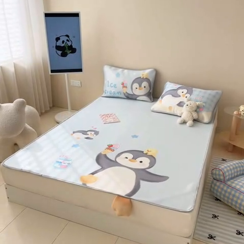 91家纺网 家纺一手货源 找家纺 慕尚家纺 2025新款凉感卡通工艺席 企鹅宝宝