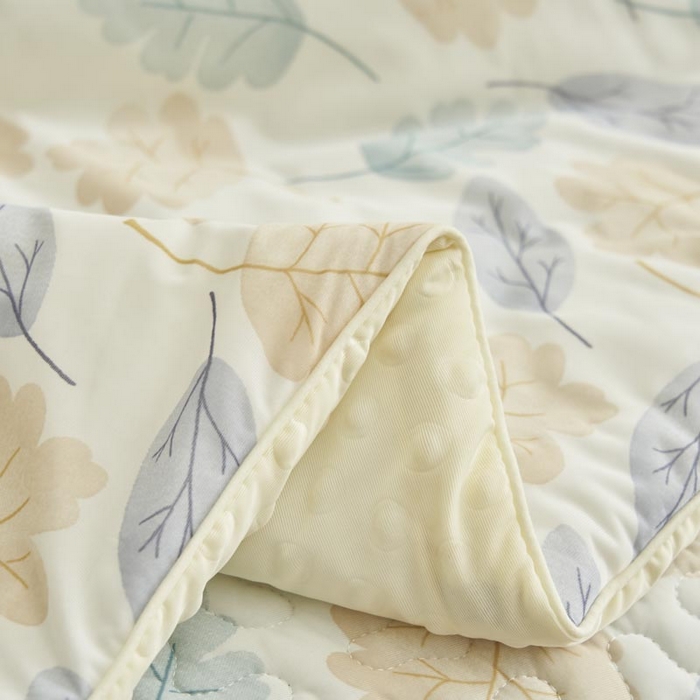 91家纺网 家纺一手货源 找家纺 子由家居 2025新款凉感丝豆豆夏被四件套 凉感豆豆被-清新花园