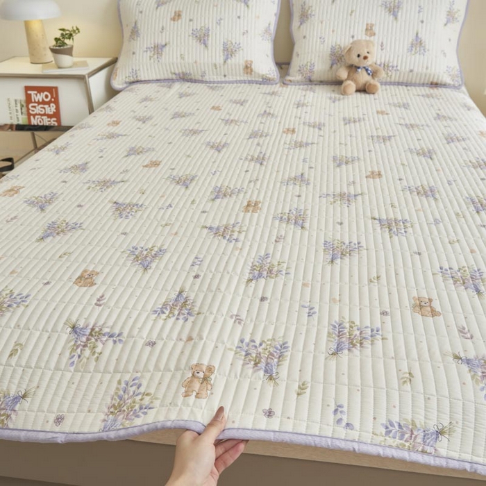 91家纺网 家纺一手货源 找家纺 子由家居 2025新款纯棉印花夹棉床盖 棉花被-花心熊