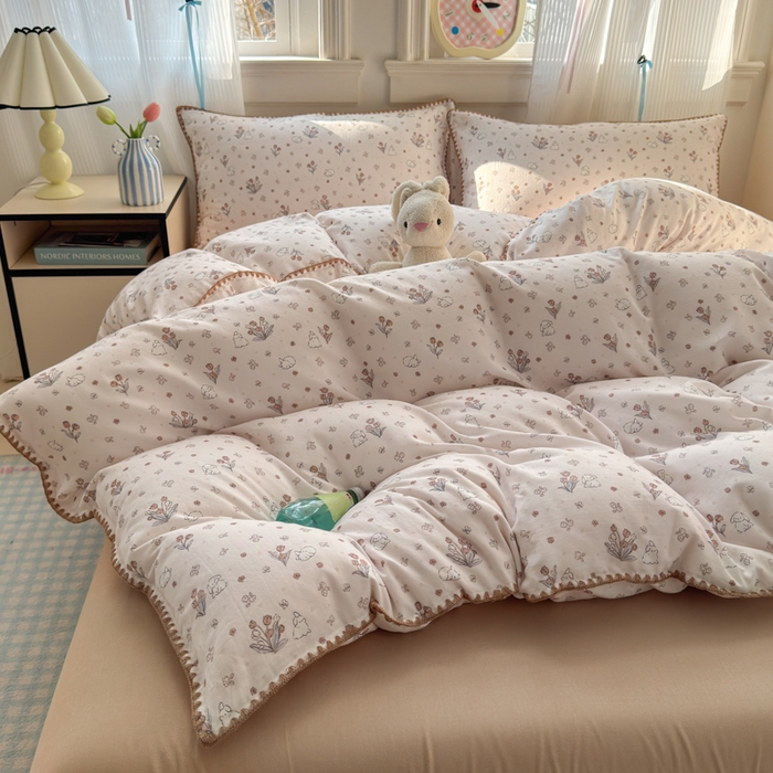 91家纺网 家纺一手货源 找家纺 淑女公社家纺 2025春夏新款 贝壳边双层纱套件 花野兔