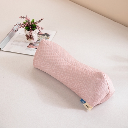 91家纺网 家纺一手货源 找家纺 （总）枕之坊 2025年新款凉感三角骨头颈椎枕