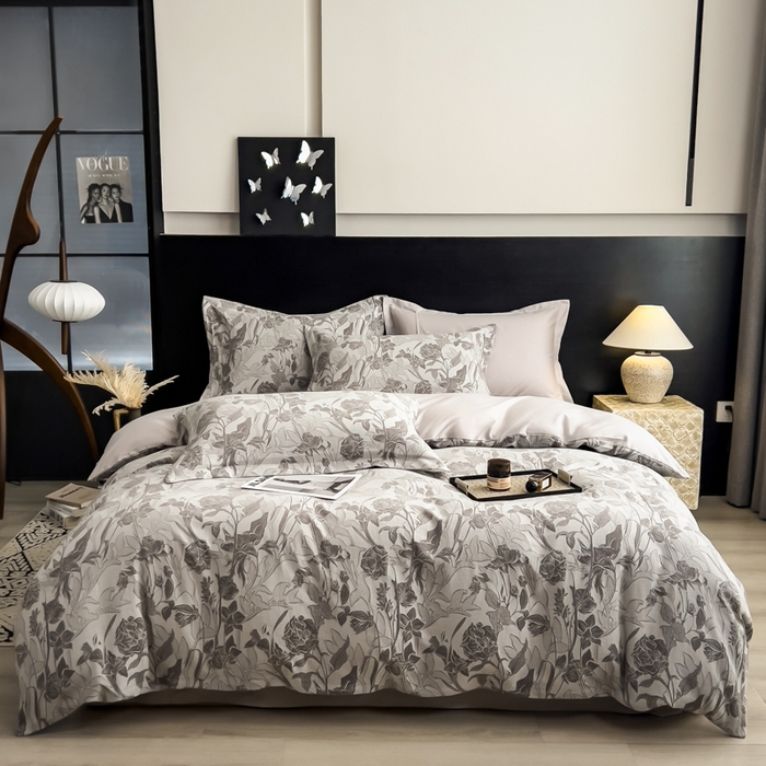 91家纺网 家纺一手货源 找家纺 倾慕家纺 2025新款60S提花全棉单品被套 洛丽塔灰