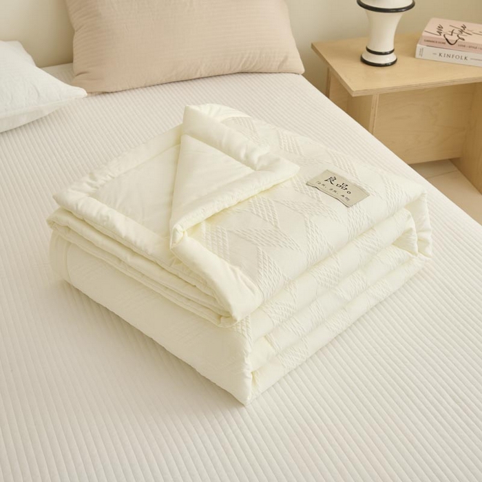 91家纺网 家纺一手货源 找家纺 子由家居 2025新款针织菱形格提花大豆被被子被芯 菱形格-奶白