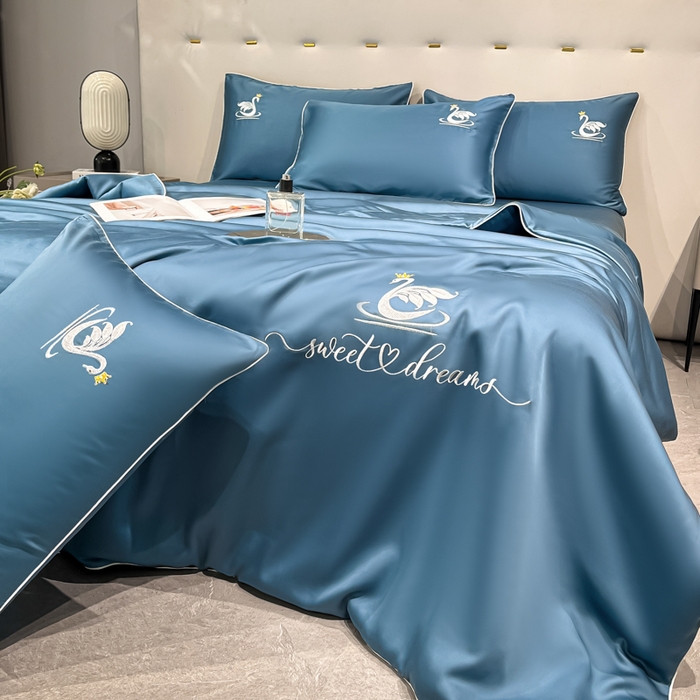 91家纺网 家纺一手货源 找家纺 如一 2025新款水洗冰丝麻绳夏被四件套天鹅系列 天鹅-宾利蓝