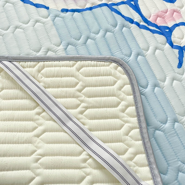 91家纺网 家纺一手货源 找家纺 米帛家纺2025新款大版三丽鸥乳胶凉席-绑带款 气球玉桂狗