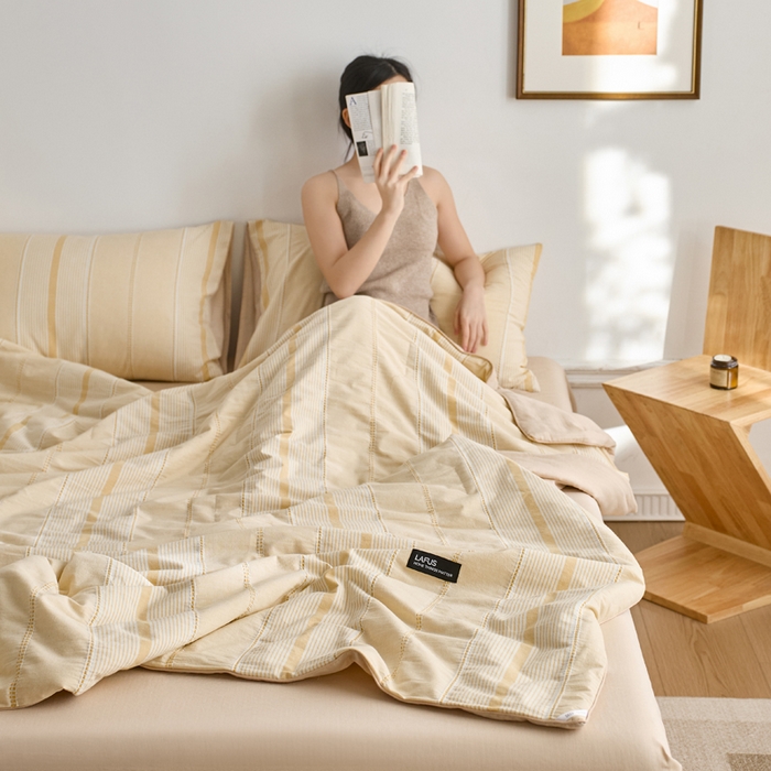 91家纺网 家纺一手货源 找家纺 2025新款原创侘寂系列全棉夏被-夏被四件套 瑞系奶黄