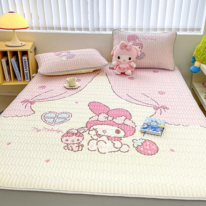 91家纺网 家纺一手货源 找家纺 米帛2025新款大版三丽鸥乳胶凉席-床笠款 窗帘美乐蒂