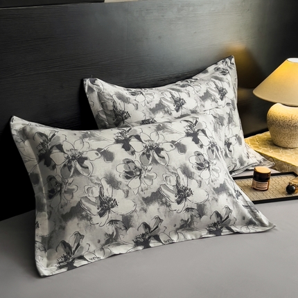 91家纺网 家纺一手货源 找家纺 倾慕家纺 2025新款60S提花全棉单品枕套 织梦