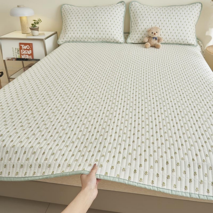 91家纺网 家纺一手货源 找家纺 子由家居 2025新款纯棉印花夹棉床盖 纯棉床盖-朵朵花蕊