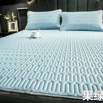 91家纺网 家纺一手货源 找家纺 悦织湾家纺 2025新款床单款乳胶席三件套印花纯色冰丝凉感夏凉席 果绿