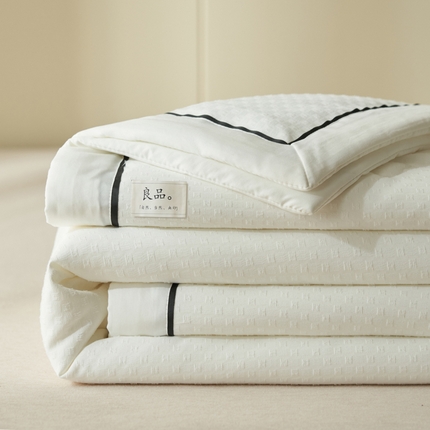 91家纺网 家纺一手货源 找家纺 （总）子由家居 2025新款雪花棉提花大豆被被子被芯