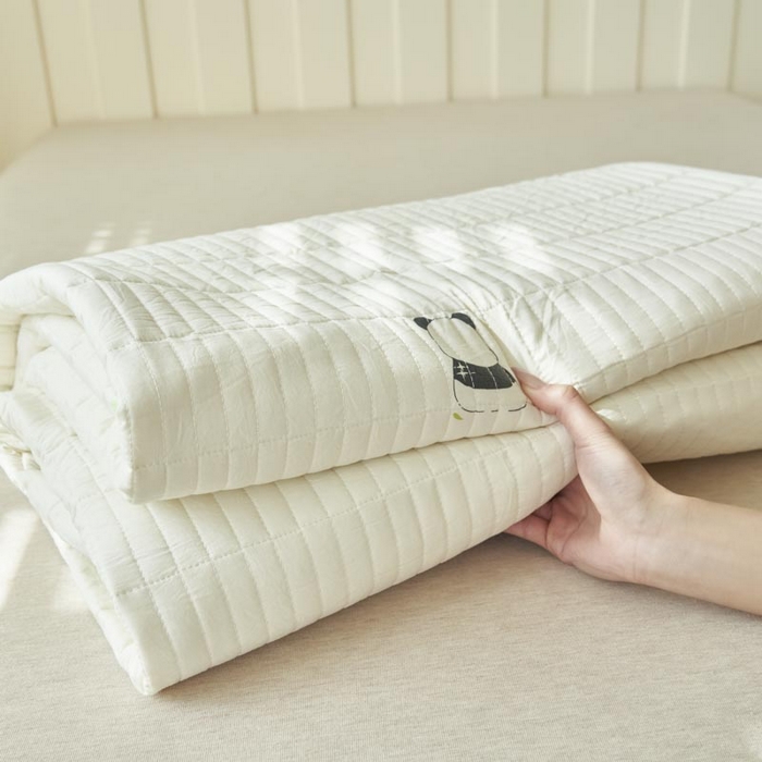 91家纺网 家纺一手货源 找家纺 子由家居 2025新款水洗邹邹纱小清新床盖 床盖-熊猫