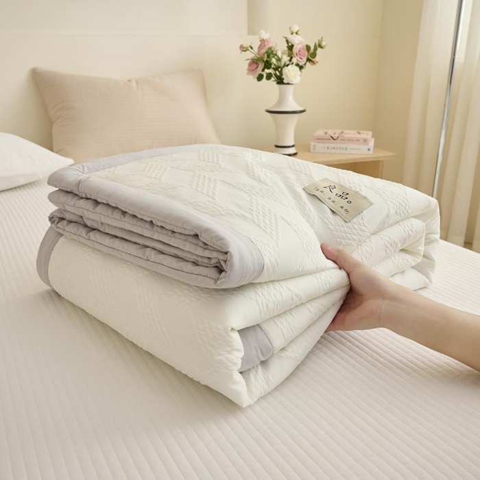 91家纺网 家纺一手货源 找家纺 子由家居 2025新款针织菱形格提花大豆被被子被芯 菱形格-浅灰