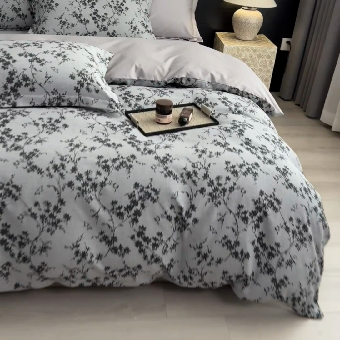 91家纺网 家纺一手货源 找家纺 倾慕家纺 2025新款60S提花全棉四件套 爱玲说深灰