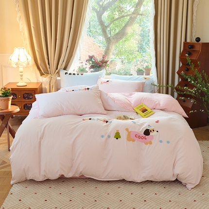 91家纺网 家纺一手货源 找家纺 鑫喜莱 2025新款水洗棉毛巾绣四件套场景一【全系图有买家秀文件】 音乐小狗