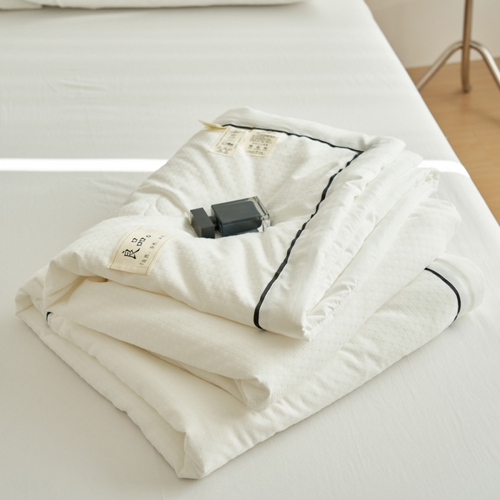 91家纺网 家纺一手货源 找家纺 子由家居 2025新款雪花棉提花大豆被被子被芯 雪花棉-本白