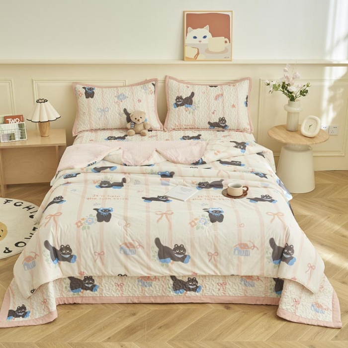 91家纺网 家纺一手货源 找家纺 子由家居 2025新款凉感丝豆豆夏被四件套 凉感豆豆被-喵星人