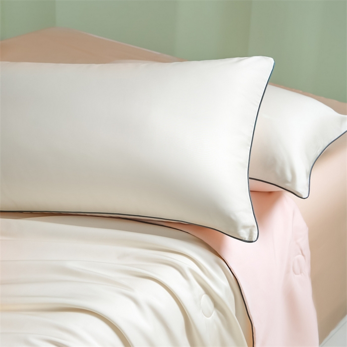 91家纺网 家纺一手货源 找家纺 笙意家纺 2025新款凉感水洗真丝麻绳双拼夏凉被-华尔兹系列 华尔兹-奶昔白+奶油粉