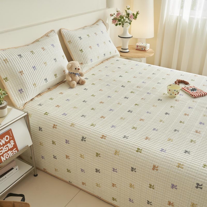 91家纺网 家纺一手货源 找家纺 子由家居 2025新款纯棉印花夹棉床盖 纯棉床盖-蝶恋花