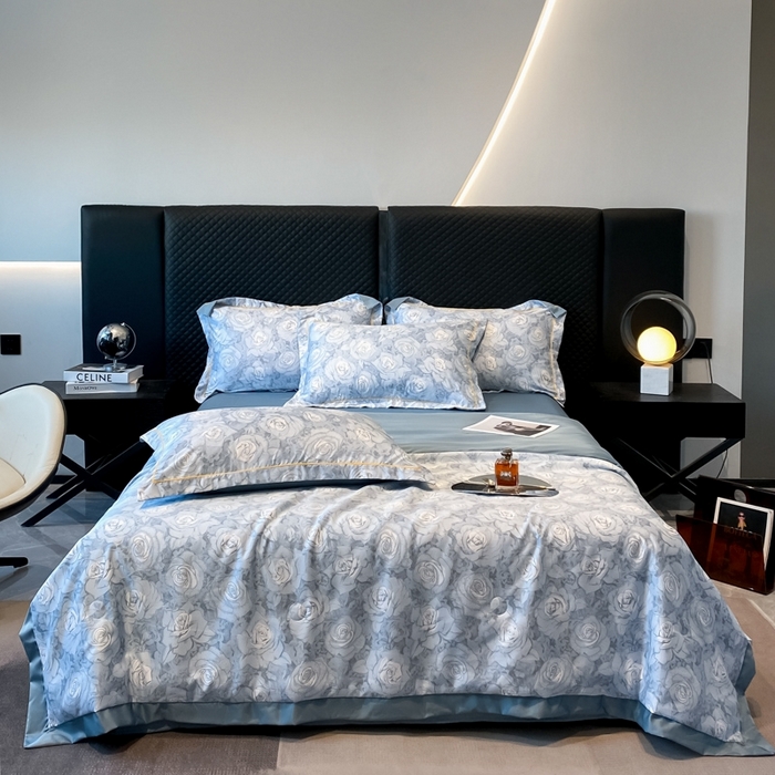 91家纺网 家纺一手货源 找家纺 绘萱2025爆款直播印花水洗天丝夏被四件套凉感水洗真丝冰丝夏凉被空调被香奈-蓝