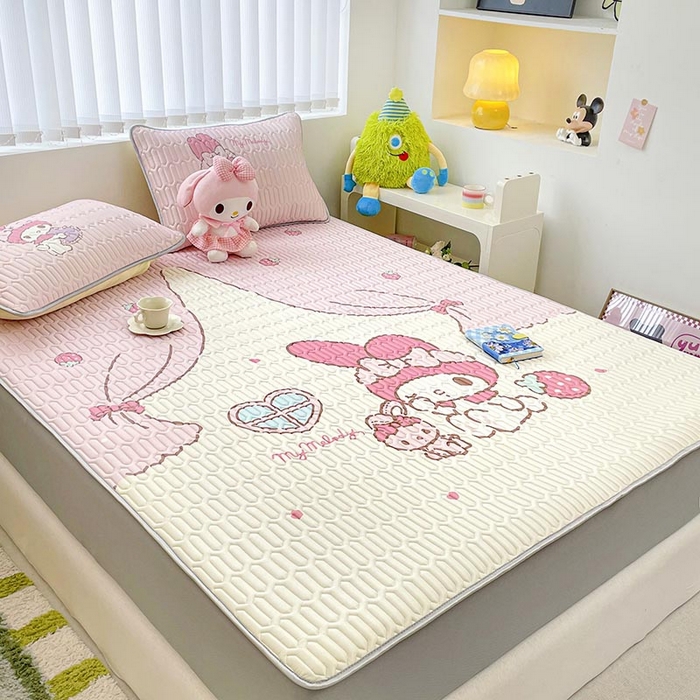 91家纺网 家纺一手货源 找家纺 米帛2025新款大版三丽鸥乳胶凉席-床笠款 窗帘美乐蒂