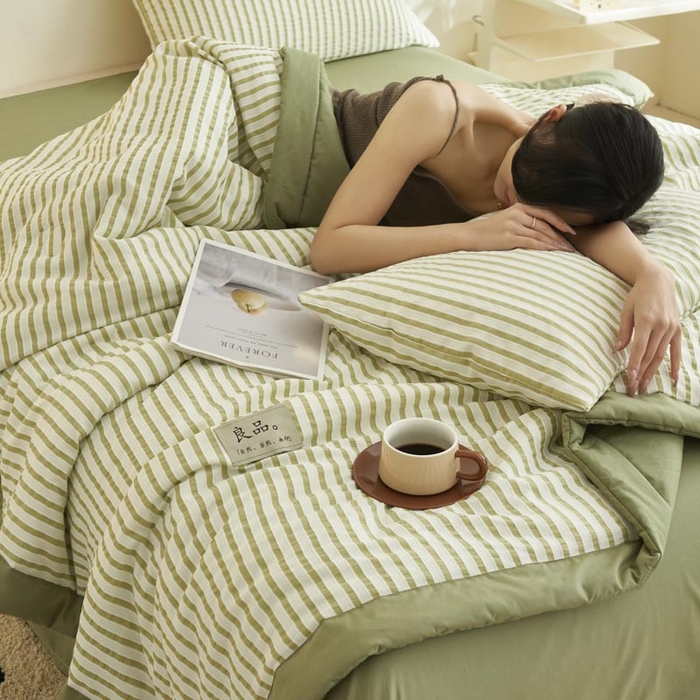 91家纺网 家纺一手货源 找家纺 （总）子由家居 2025新款色织条纹提花大豆夏被四件套