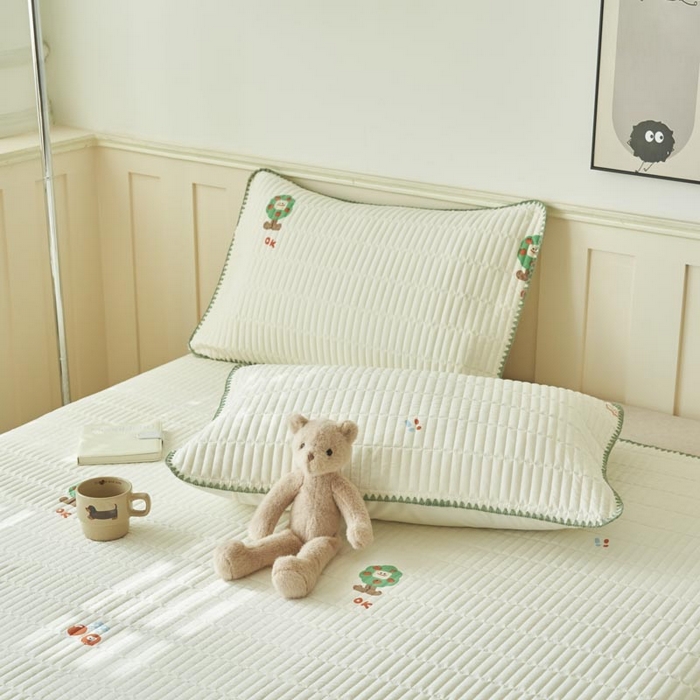 91家纺网 家纺一手货源 找家纺 子由家居 2025新款水洗邹邹纱小清新床盖 床盖-樱桃