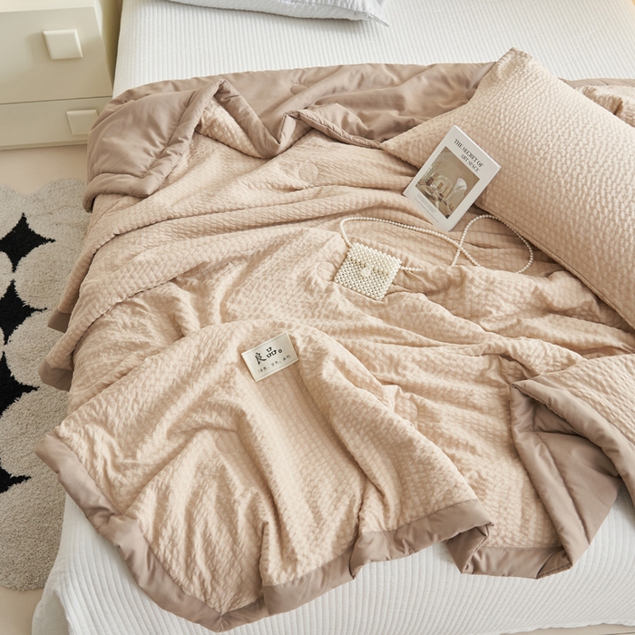 91家纺网 家纺一手货源 找家纺 子由家居 2025新款水洗棉泡泡格大豆纤维夏被被子被芯 泡泡格-浅驼
