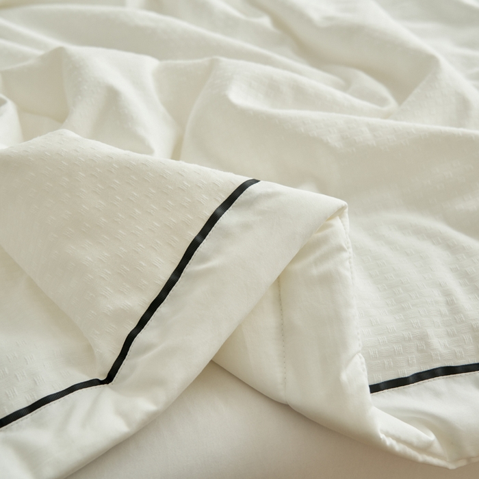 91家纺网 家纺一手货源 找家纺 子由家居 2025新款雪花棉提花大豆被被子被芯 雪花棉-本白