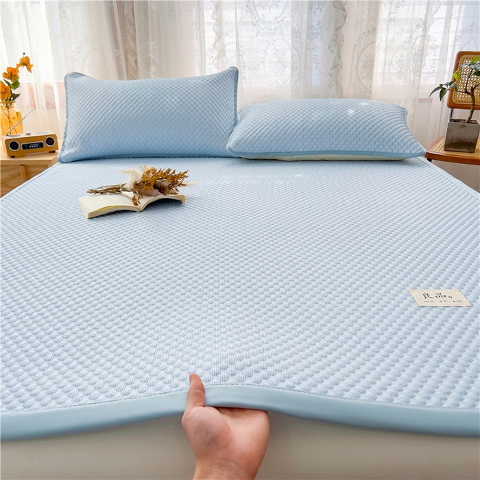 91家纺网 家纺一手货源 找家纺 喜居 2025新款无印风豆豆席宽边平席冰豆豆凉豆豆凉席 海盐蓝