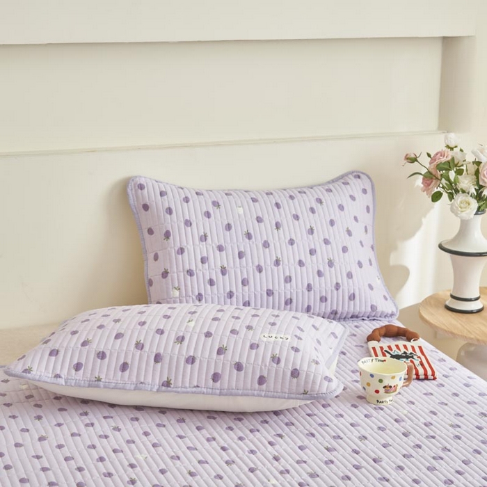 91家纺网 家纺一手货源 找家纺 子由家居 2025新款纯棉印花夹棉床盖 纯棉床盖-草莓季