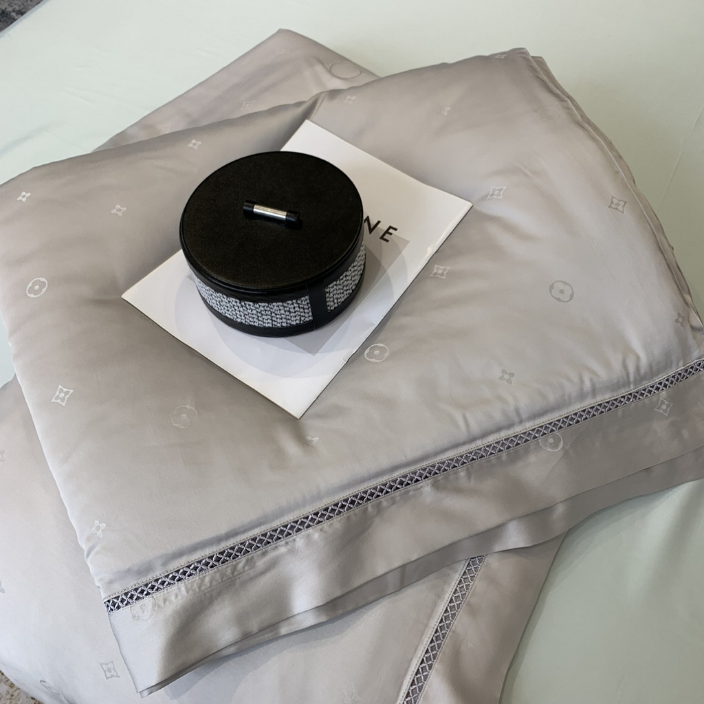 91家纺网 家纺一手货源 找家纺 奈萝家纺 2025新款60S天丝提花夏凉被空调被子被芯 典雅灰