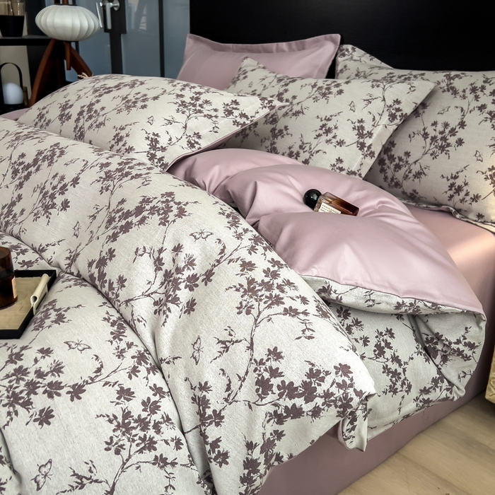 91家纺网 家纺一手货源 找家纺 倾慕家纺 2025新款60S提花全棉四件套 爱玲说紫