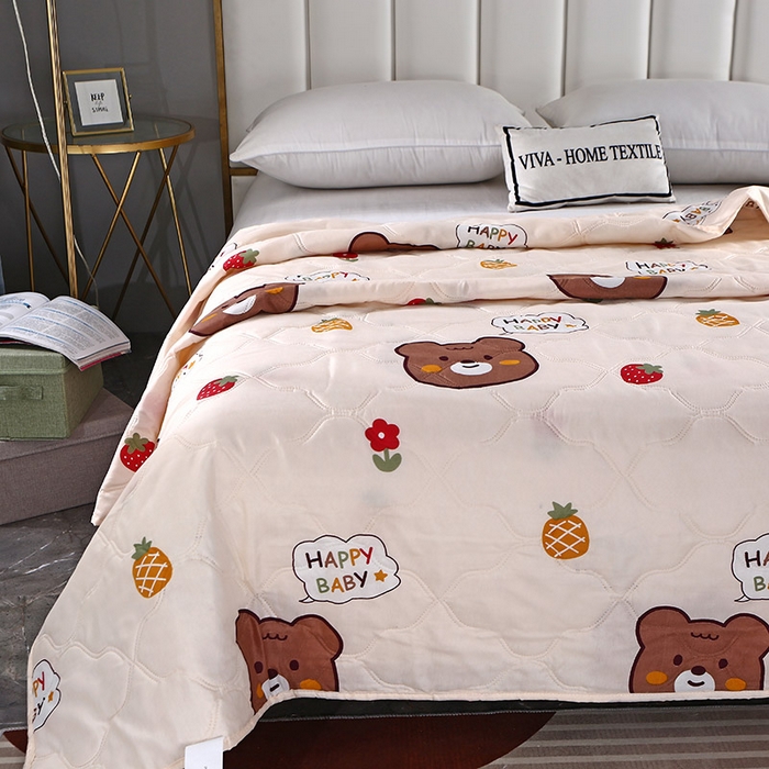 91家纺网 家纺一手货源 找家纺 富之纹家纺 2025新款钻石绒亲肤棉超声波夏被夏凉被空调被压花礼品直播引流爆款  呆萌熊