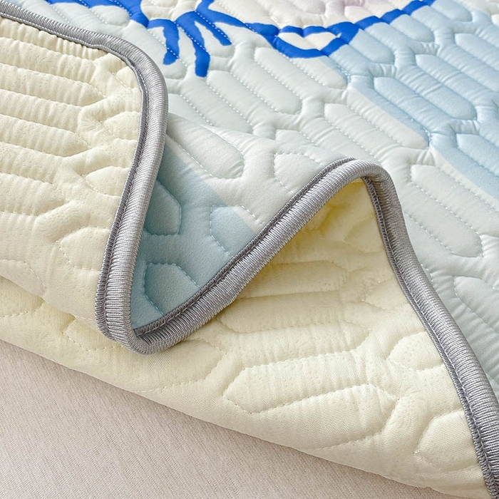 91家纺网 家纺一手货源 找家纺 米帛家纺2025新款大版三丽鸥乳胶凉席-绑带款 气球玉桂狗