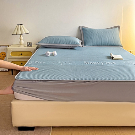 91家纺网 家纺一手货源 找家纺 （总）乐萱家纺 2025新款A类凉感豆豆席三件套PE中分子凉席乙纶凉席床笠