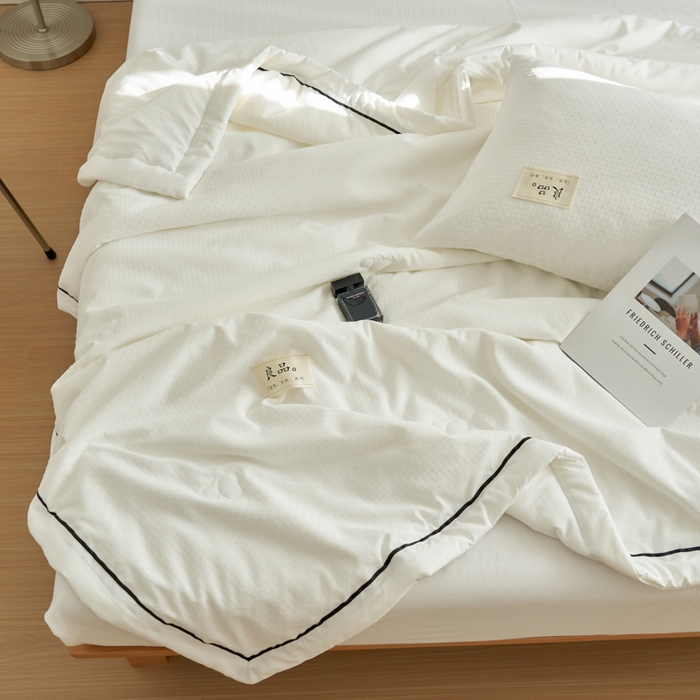 91家纺网 家纺一手货源 找家纺 子由家居 2025新款雪花棉提花大豆被被子被芯 雪花棉-本白