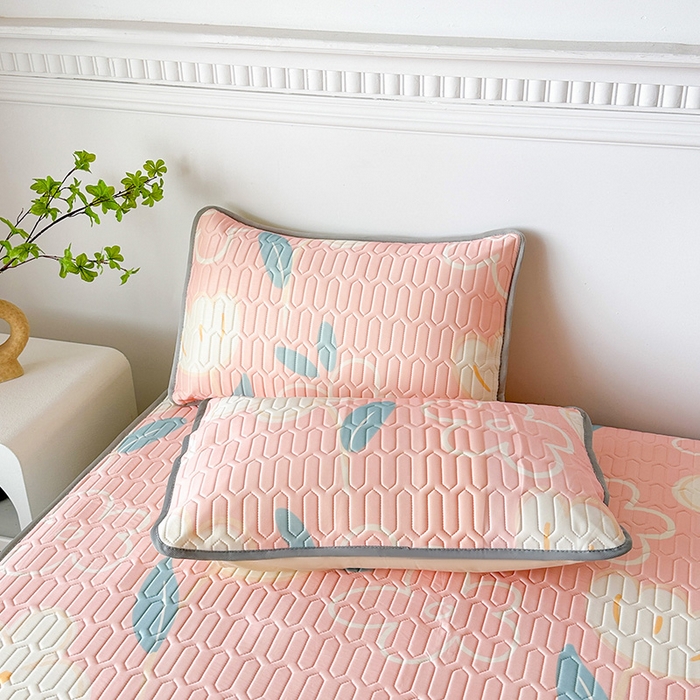 91家纺网 家纺一手货源 找家纺 悦织湾家纺 2025新款床单款乳胶席三件套印花纯色冰丝凉感夏凉席 一支莲粉