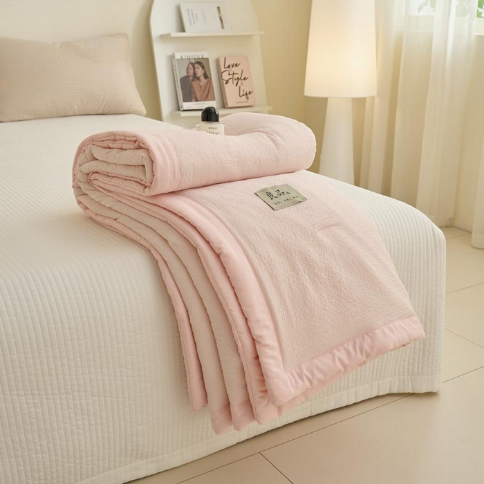 91家纺网 家纺一手货源 找家纺 子由家居 2025新款双层邹邹格大豆纤维夏被被子夏被 邹邹格-浅粉